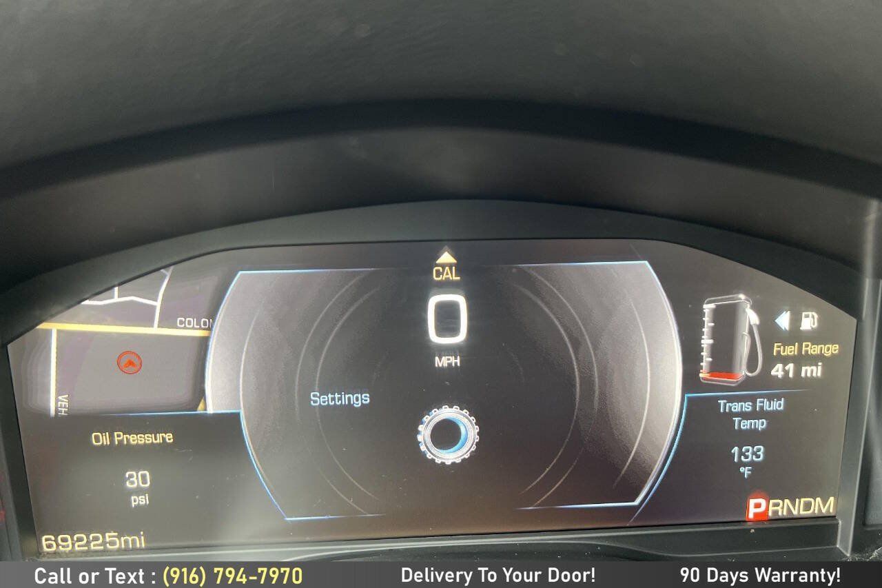Used 2015 Cadillac Escalade 2WD image 22