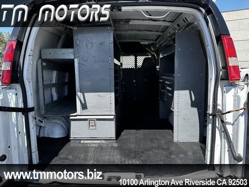 Used 2008 Chevrolet Express 2500 RWD image 10