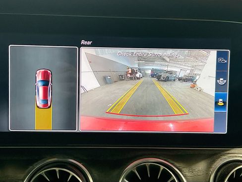 Used 2018 Mercedes-Benz E 400 4MATIC Coupe image 10