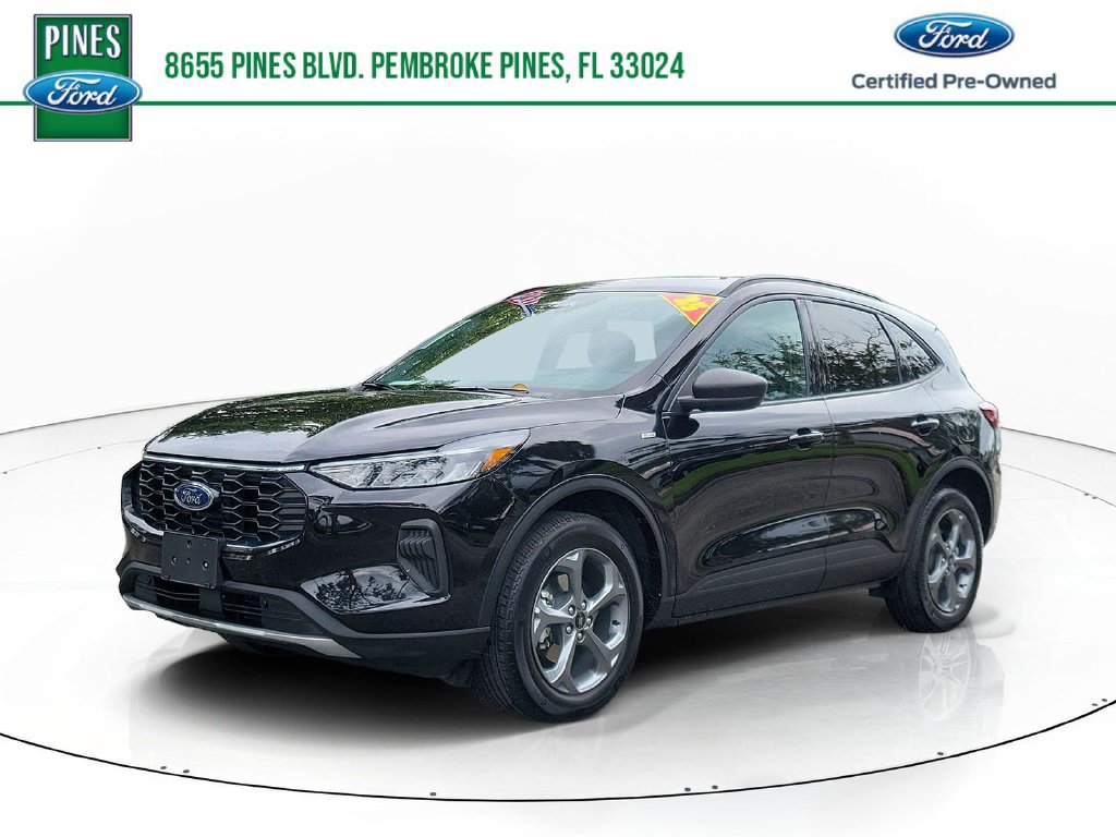 Certified 2025 Ford Escape ST-Line AWD/4WD image 1
