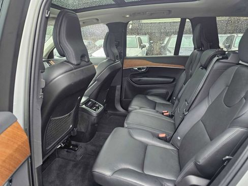 Used 2023 Volvo XC90 B6 Core w/ Protection Package Premier image 18