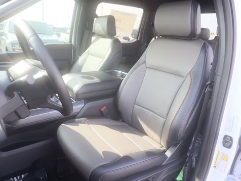 New 2025 Ford F150 Lariat w/ Equipment Group 501A Mid image 33