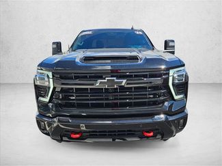 Used 2025 Chevrolet Silverado 2500 LT w/ Trail Boss Package video 2