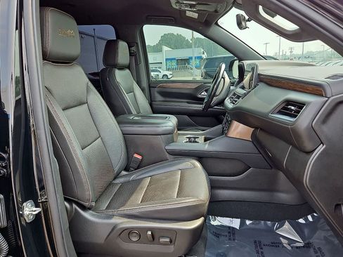 Certified 2021 Chevrolet Suburban High Country AWD/4WD image 34