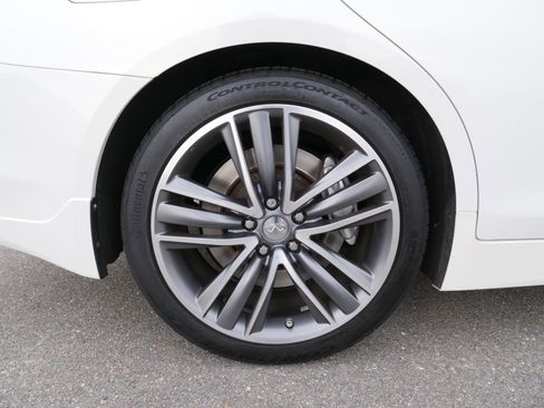 Used 2014 INFINITI Q50 Sport w/ Technology Package image 11