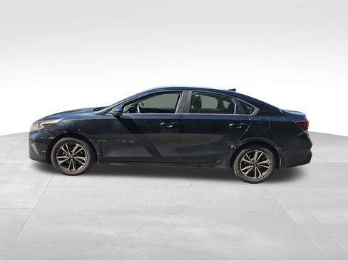 Used 2023 Kia Forte LXS FWD image 16