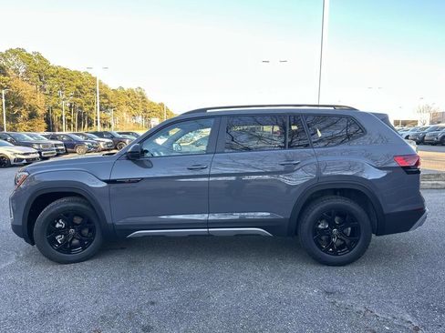 New 2026 Volkswagen Atlas Peak Edition AWD/4WD image 7