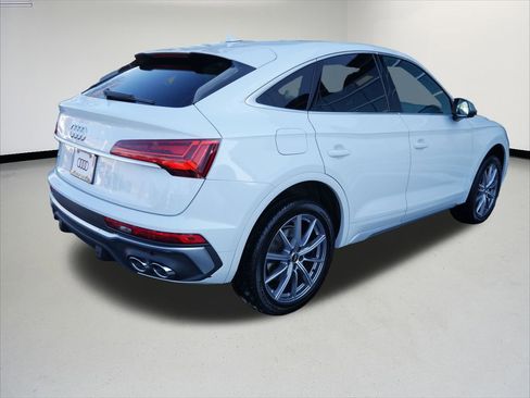 Certified 2022 Audi SQ5 Premium w/ Convenience Package image 5