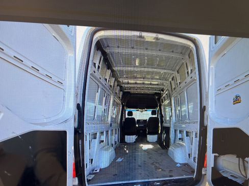 Used 2021 Mercedes-Benz Sprinter 144 Cargo image 3