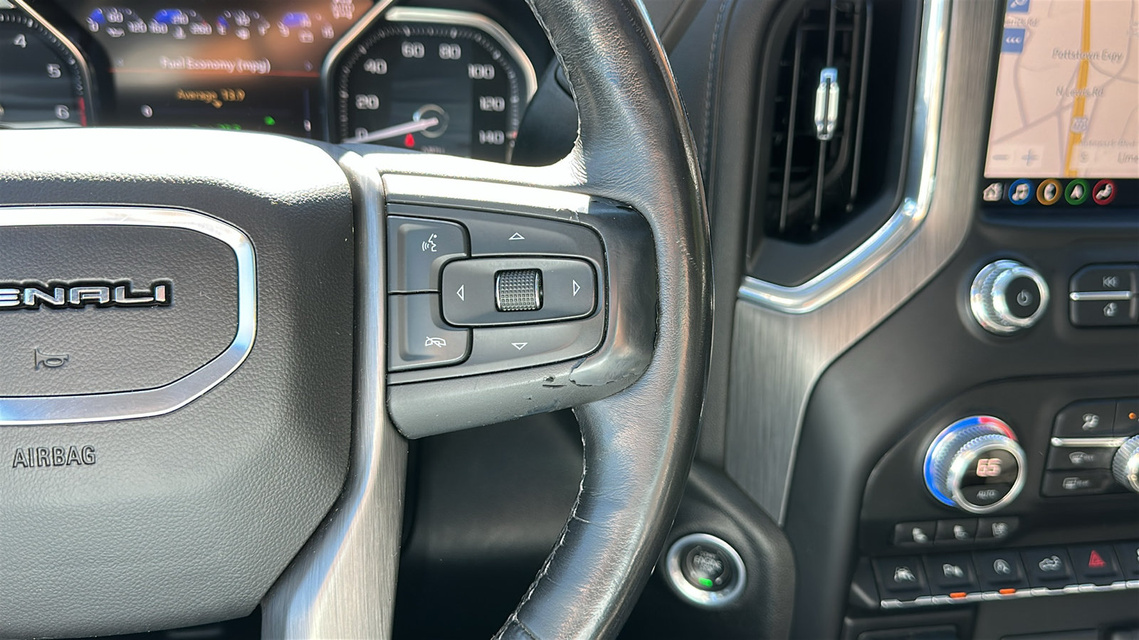 Used 2020 GMC Sierra 1500 Denali w/ Denali Ultimate Package AWD/4WD image 17