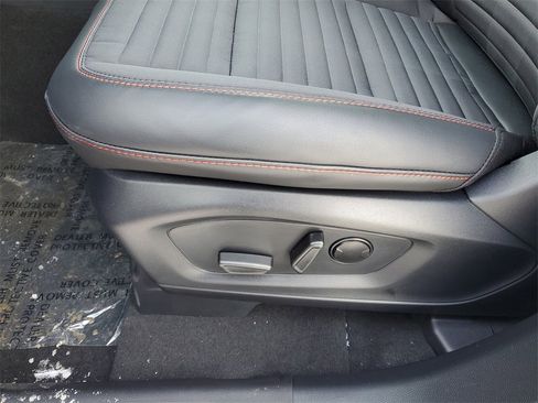 New 2026 Ford Explorer ST-Line image 11