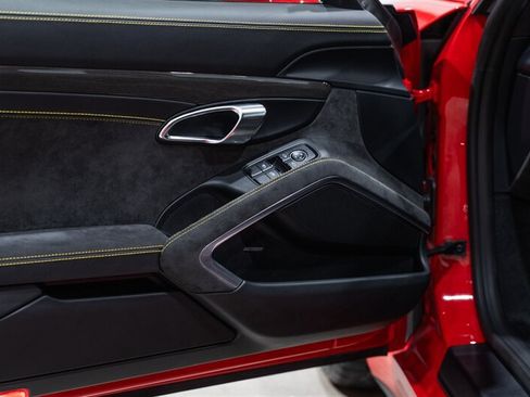 Used 2019 Porsche 911 GT3 RWD image 23