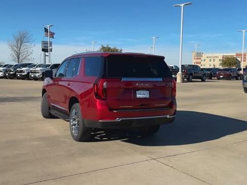 New 2026 GMC Yukon Elevation RWD image 7