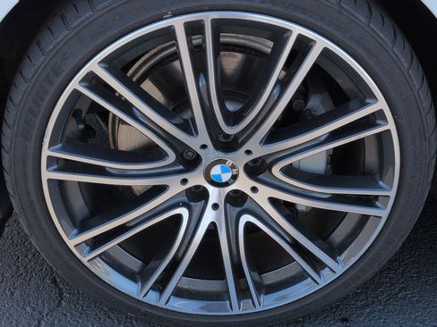 Used 2017 BMW 540i image 13