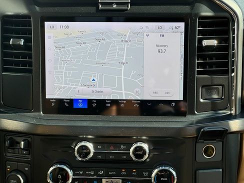 New 2026 Ford F250 Lariat w/ Chrome Package image 9