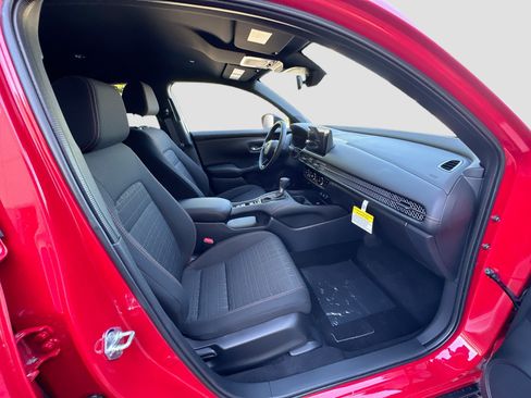 Certified 2026 Honda HR-V Sport image 20