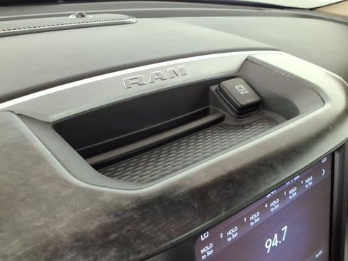 Used 2020 RAM 1500 Big Horn AWD/4WD image 24