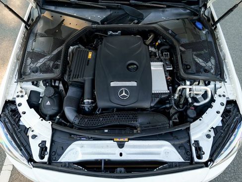 Used 2018 Mercedes-Benz C 300 4MATIC Sedan image 55