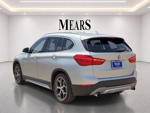 Used 2018 BMW X1 xDrive28i AWD/4WD image 3