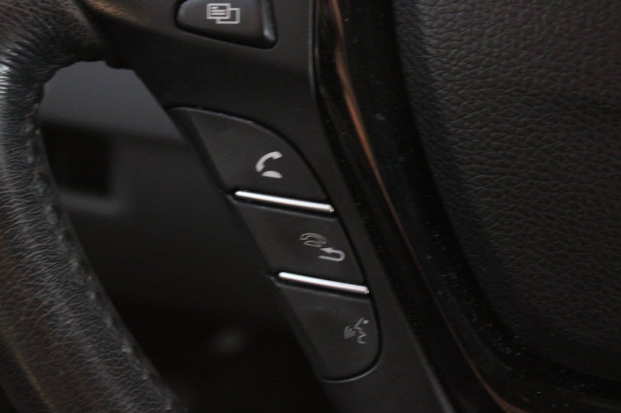 Used 2017 Honda Pilot Touring image 14