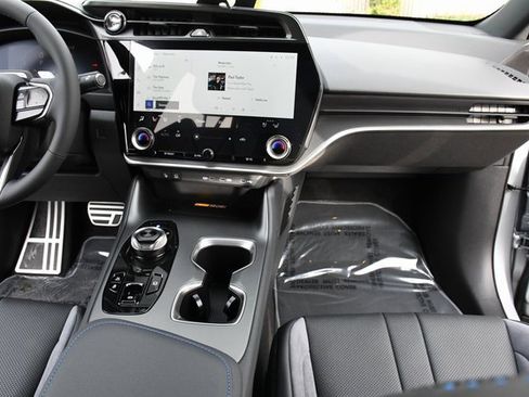 New 2026 Lexus RZ 450e AWD image 7