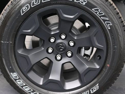 New 2026 RAM 1500 Big Horn AWD/4WD image 34