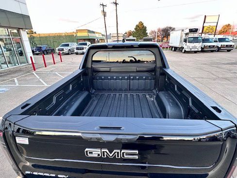 New 2025 GMC Sierra EV Denali image 6