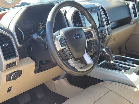 Used 2017 Ford F150 Lariat w/ Equipment Group 501A Mid AWD/4WD image 10
