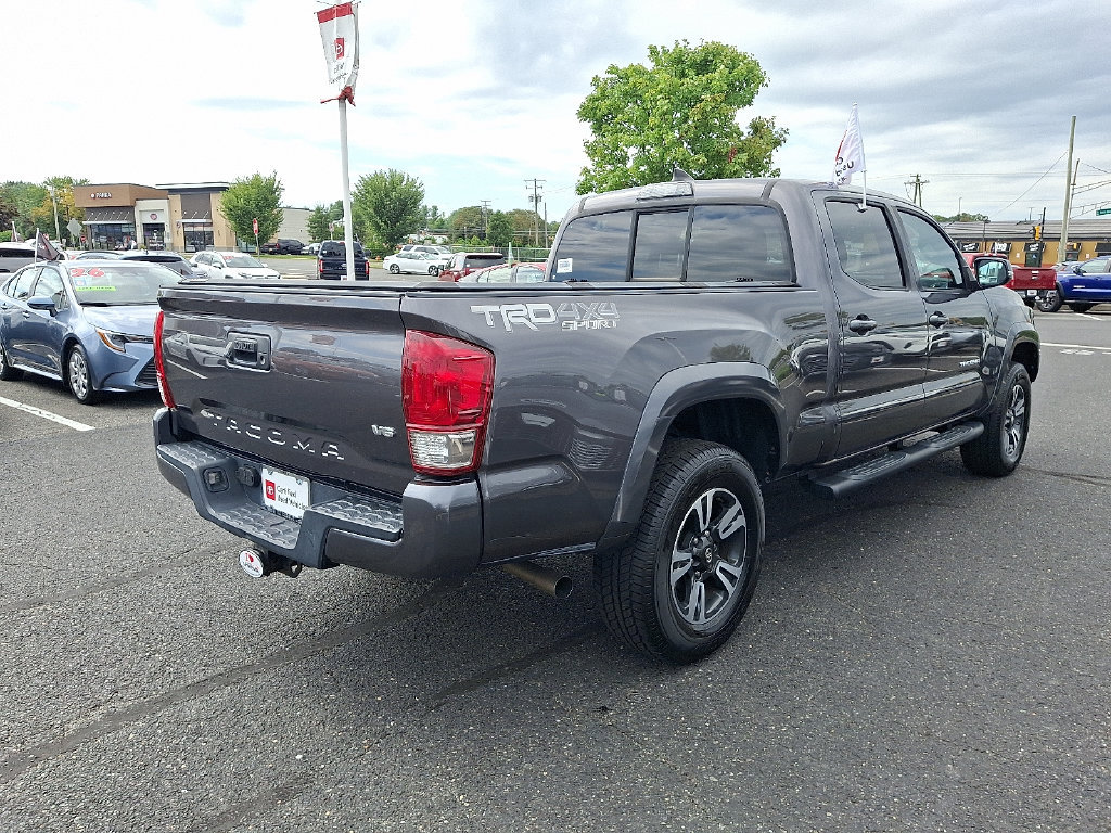 Certified 2016 Toyota Tacoma TRD Sport w/ Towing Package AWD/4WD image 6