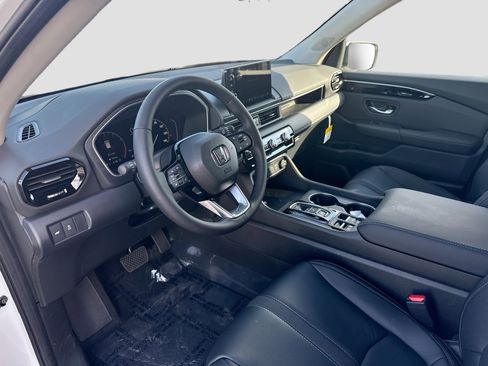 New 2025 Honda Pilot EX-L image 9