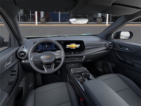 New 2026 Chevrolet Equinox LT w/ Convenience Package II image 15