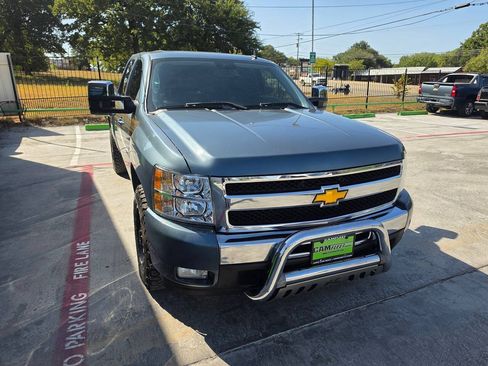 Used 2011 Chevrolet Silverado 1500 LT w/ Texas Edition RWD image 5