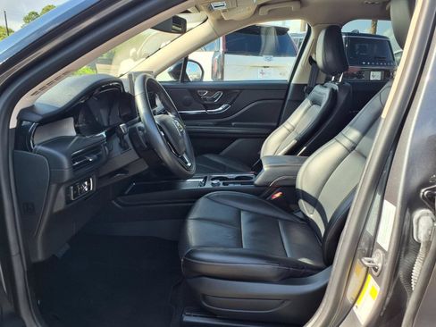 Used 2023 Lincoln Corsair Reserve w/ Jet Appearance Package FWD image 18