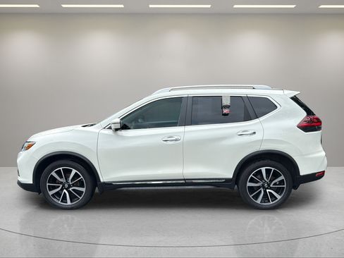 Used 2018 Nissan Rogue SL w/ Premium Package AWD/4WD image 9
