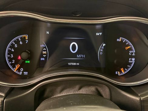 Used 2019 Jeep Grand Cherokee Altitude AWD/4WD image 24