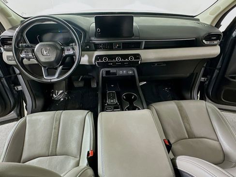 Used 2024 Honda Pilot EX-L image 16