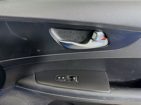 Used 2023 Kia Forte GT-Line w/ GT-Line Technology Package image 31