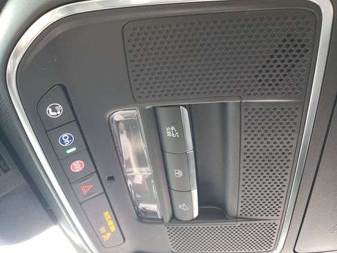 New 2026 Chevrolet Traverse RS w/ LPO, Floor Liner Package image 26