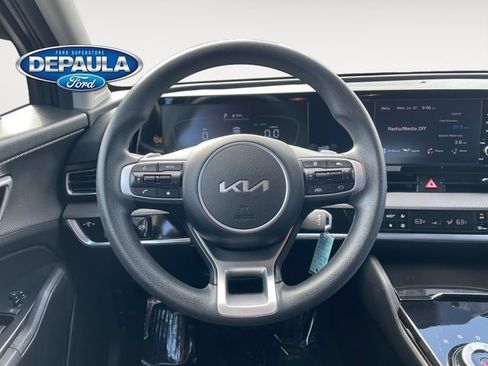 Used 2023 Kia Sportage LX AWD/4WD image 15