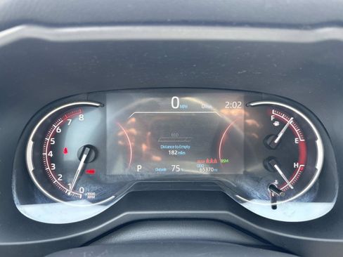 Used 2024 Toyota RAV4 XLE FWD image 35