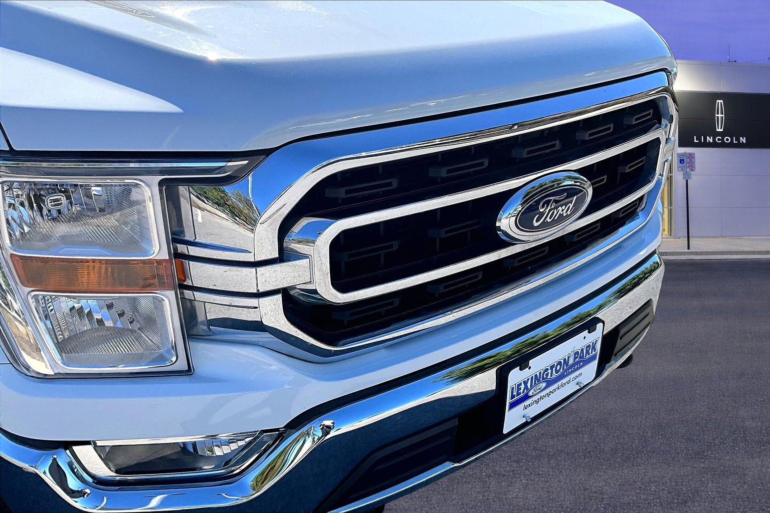 Certified 2023 Ford F150 XLT w/ XTR Package AWD/4WD image 33