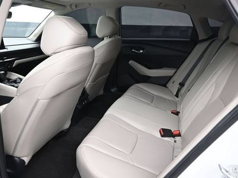 Used 2024 Honda Accord EX-L image 16
