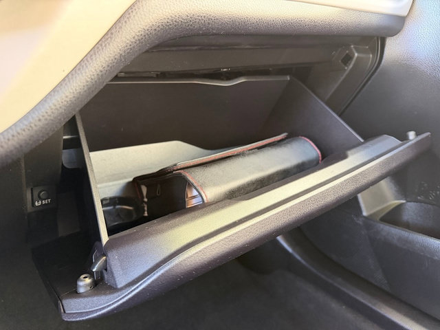 Used 2018 Toyota Corolla LE FWD image 27