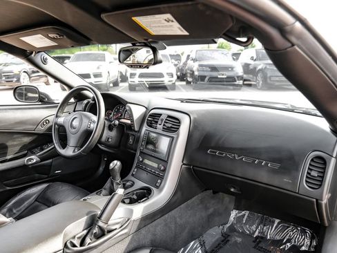 Used 2007 Chevrolet Corvette Z06 w/ Preferred Equipment Group image 8