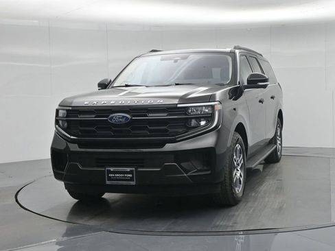 Certified 2025 Ford Expedition Max Active image 60