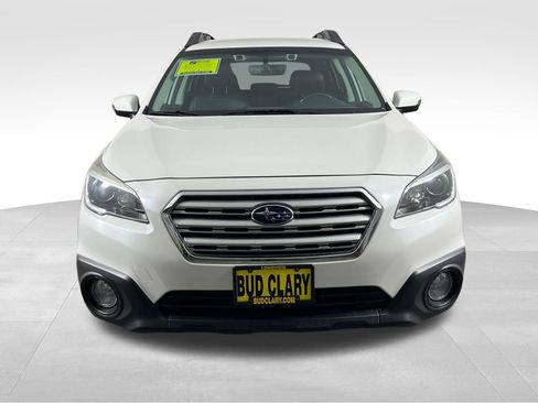 Used 2017 Subaru Outback 2.5i Premium image 2