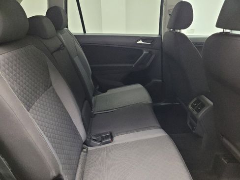 Used 2020 Volkswagen Tiguan S image 19