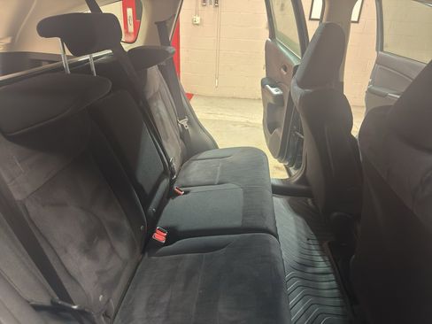 Used 2013 Honda CR-V LX image 25