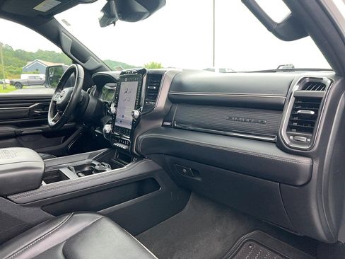 Used 2024 RAM 1500 Limited AWD/4WD image 26