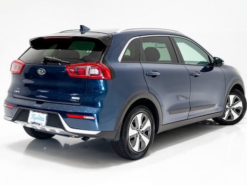 Used 2018 Kia Niro EX FWD image 32